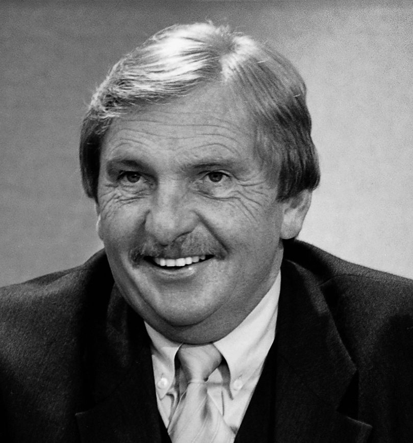 image005.jpg Portrait in Schwarz Weiß