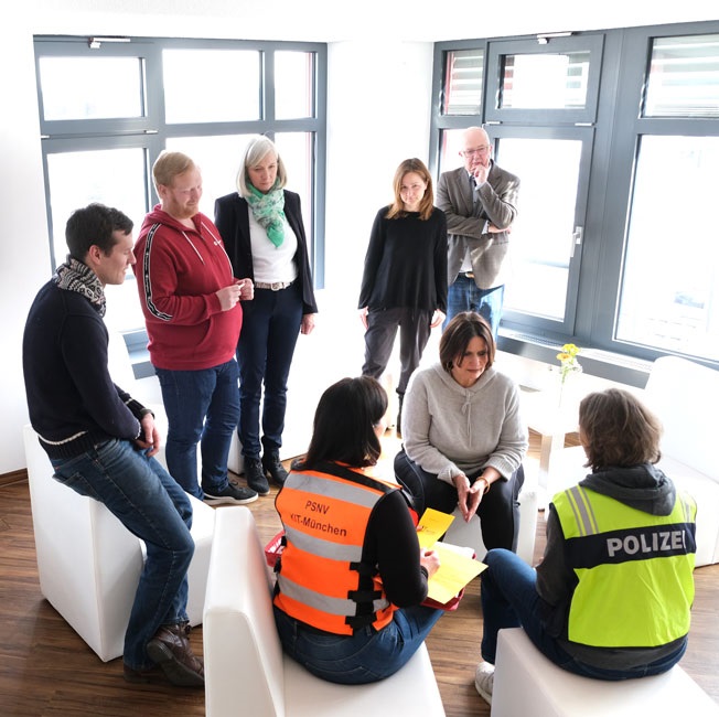 202303_KIT-Akademie_klein1.jpg
