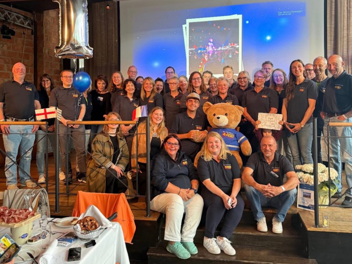 gruppenbild-ww-jubikaeum-feier.jpg